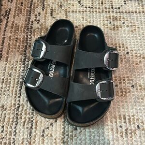 Birkenstock big buckle black leather size 37 women’s